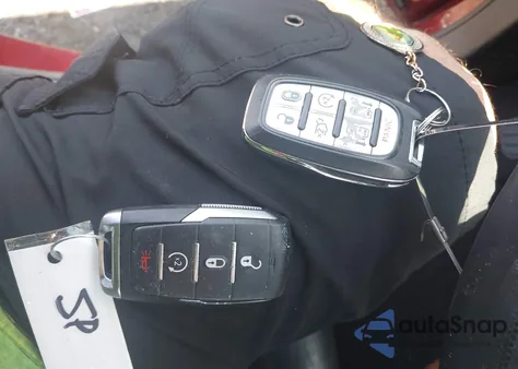 2019 Chrysler Pacifica Touring L Plus из США, поврежденный, VIN 2C4RC1EG6KR666430